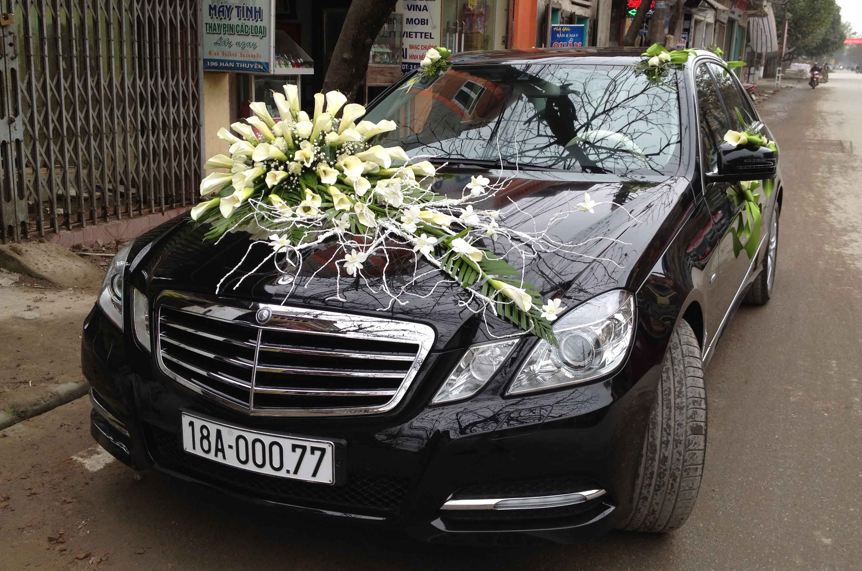 Xe hoa đám cưới Mercedes C250 | Dịch vụ cưới hỏi trọn gói