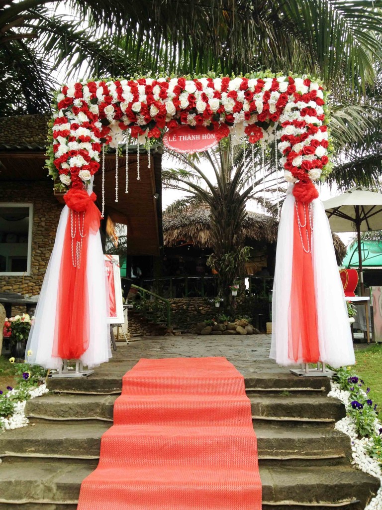 Cổng hoa lụa, cổng hoa đẹp, cho thuê cổng hoa, cổng hoa đám cưới